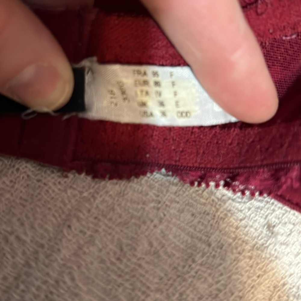 Chantelle Bra Size 36DDD/36F - Picture 7 of 7